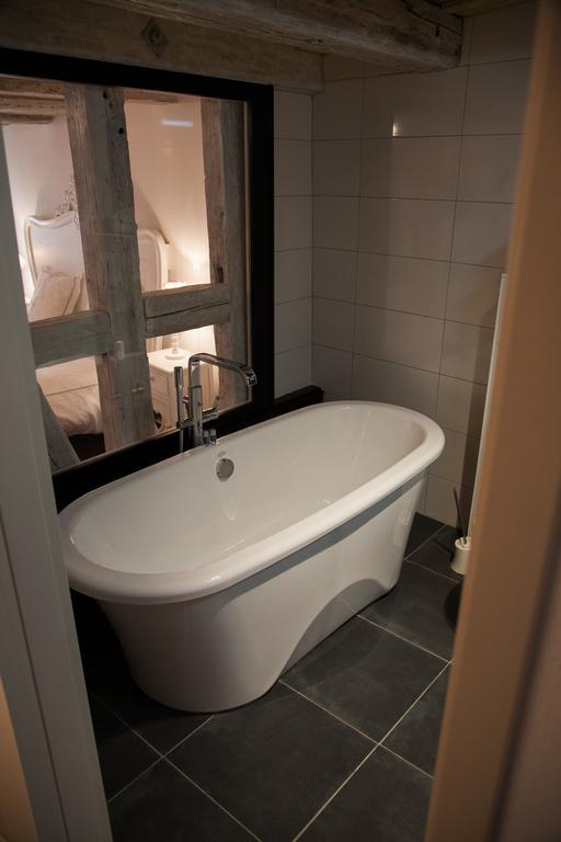 Chambre Le Hupsa Pfannala Saint-Hippolyte  Room photo